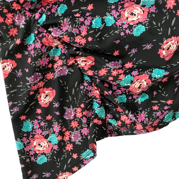 Torrid Tankini Swim Top LIKE NEW Adjustable Front Slimming Size 3 - Picture 5 of 9